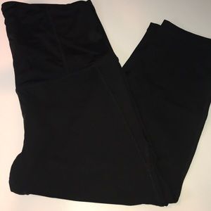 Isabel Maternity Black Crop Leggings Size XL